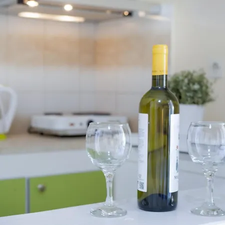 Апартаменты Tasoula With Mountain View *